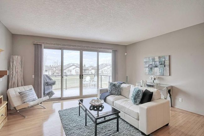 135 Everglade Way Sw, Home with 2 bedrooms, 2 bathrooms and 4 parking in Calgary AB | Image 15