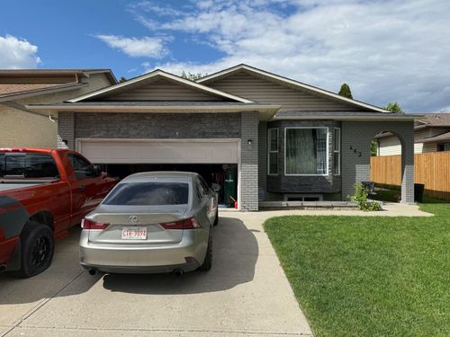463 Templeton Rd Ne, Calgary, AB, T1Y4L8 | Card Image