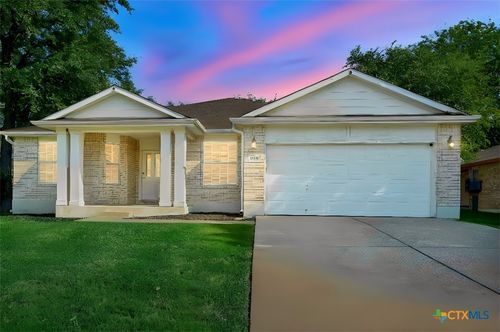 102 E Running Wolf Trl, Harker Heights, TX, 76548-2470 | Card Image