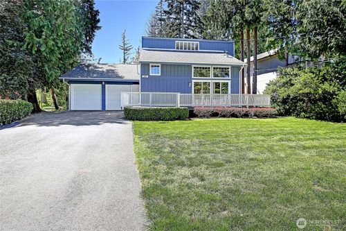 366 Tillicum Way, Camano Island, WA, 98282-8712 | Card Image