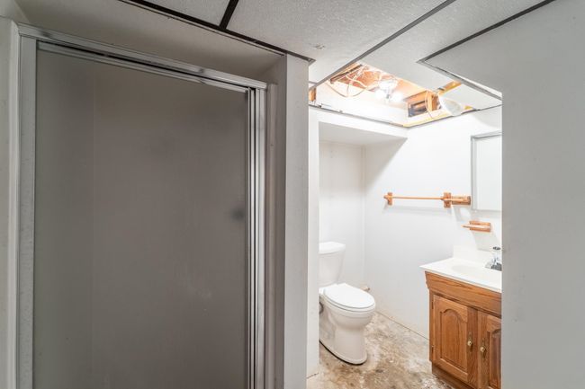 204 E Walnut St, House other with 3 bedrooms, 2 bathrooms and null parking in SPENCER WI | Image 35
