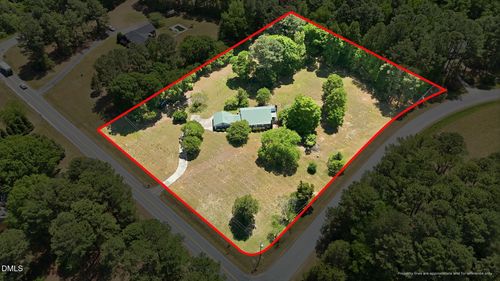 3016 Bethlehem Rd, Raleigh, NC, 27610-9326 | Card Image