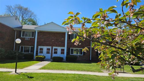 76-76 Manor Dr, Cornwall, NY, 12518-1474 | Card Image