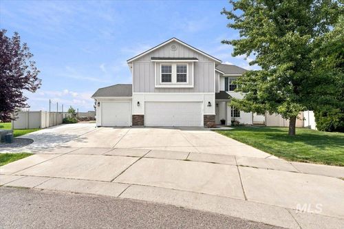 2163 Alpine Creek Dr, Fruitland, ID, 83619-4700 | Card Image