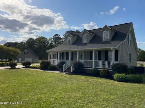 260 Lake Pointe Ln, Clinton, NC, 28328-9645 | Card Image