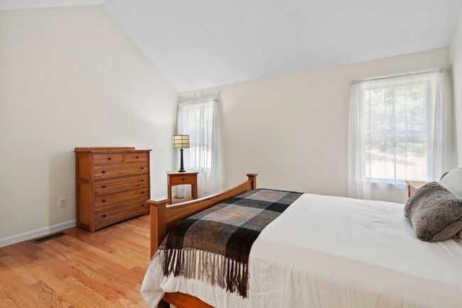 E - 4 Strawberry Ln, Condo with 2 bedrooms, 3 bathrooms and 1 parking in Hudson MA | Image 12