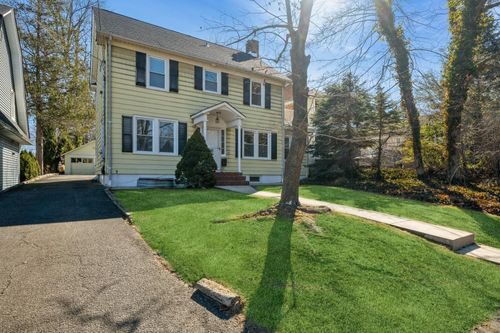 130 Soundview Rd, Huntington, NY, 11743-4109 | Card Image