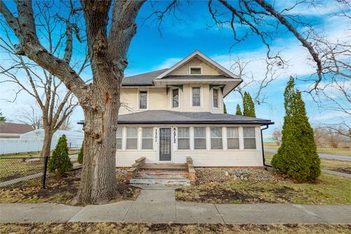 1301 Maple Street, Dallas Center, IA, 50063 | Card Image
