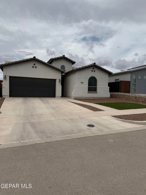 229 Epsom Dr, El Paso, TX, 79928-5907 | Card Image