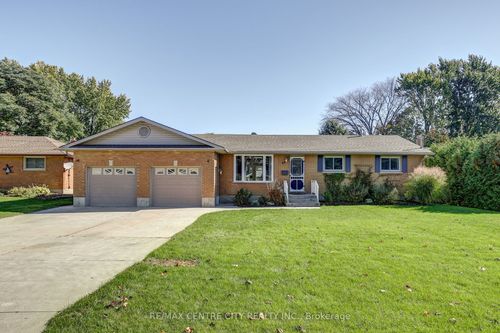 68 Lois Ave, St Thomas, ON, N5R5A4 | Card Image