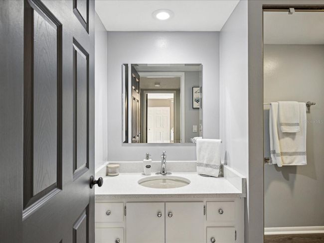 Bathroom 2 | Image 19