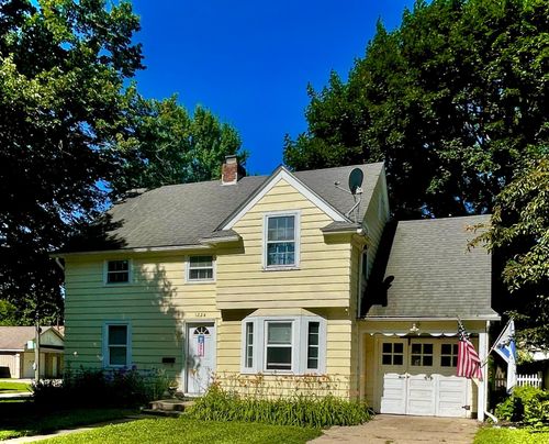 1224 Saint Joseph Ave, Albert Lea, MN, 56007-3037 | Card Image