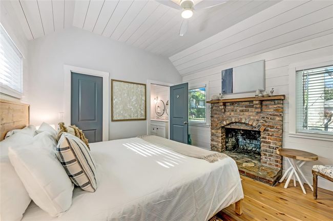2208 3 Rd Ave W, House other with 2 bedrooms, 2 bathrooms and null parking in BRADENTON FL | Image 15