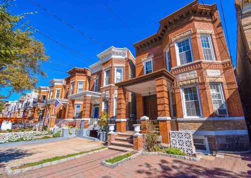 108 Highpoint Ave, Weehawken, NJ, 07086-5603 | Card Image