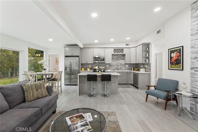 7335 Kyle St, House other with 3 bedrooms, 3 bathrooms and null parking in Tujunga CA | Image 23