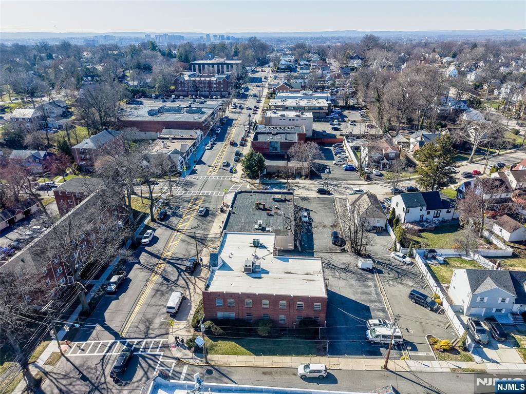 Commercial Sale in Teaneck 2
