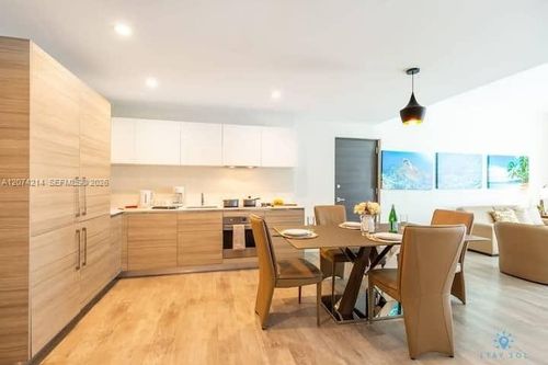 n423-777 N Ocean Drive, Hollywood, FL, 33019 | Card Image