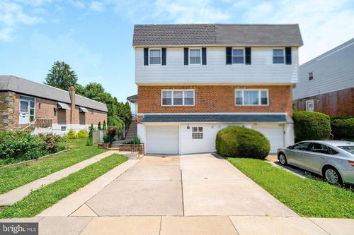 2225 Conwell Ave, PHILADELPHIA, PA, 19115-2301 | Card Image