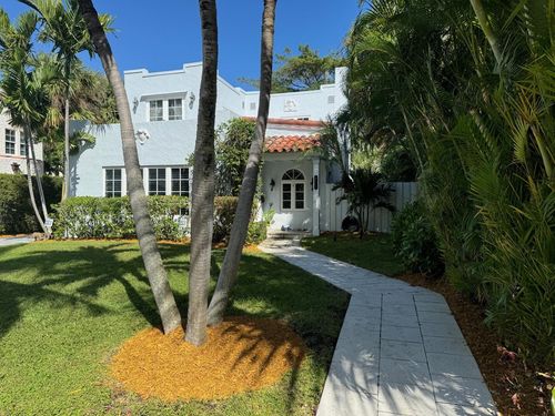 323 Dyer Rd, West Palm Beach, FL, 33405-1219 | Card Image