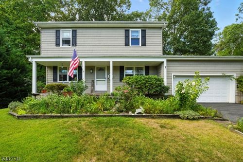 7 Shenandoah Cres, Wharton, NJ, 07885-2910 | Card Image