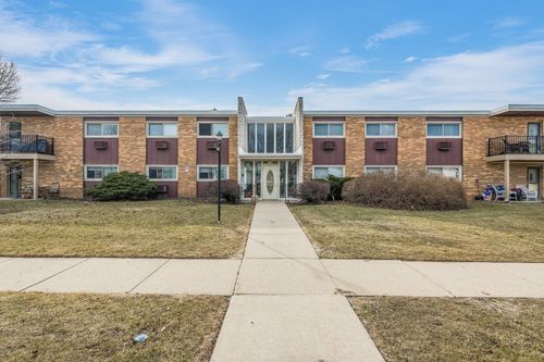 apt-202-120A Collen Dr, Lombard, IL, 60148-4449 | Card Image