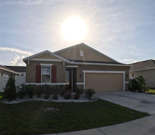 228 Hillcrest Dr, Dundee, FL, 33838-4452 | Card Image