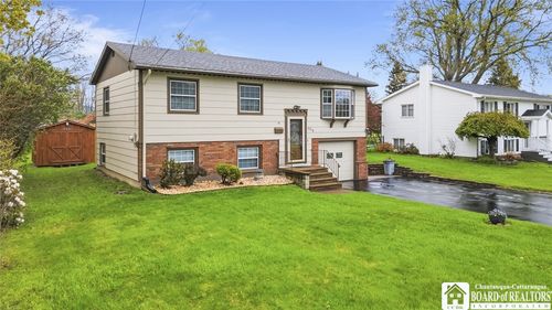 309 Veterans Drive, Dunkirk, NY, 14048 | Card Image
