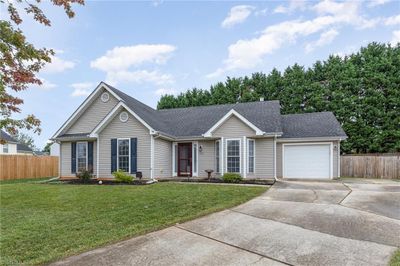 1109 Dunlap Springs Court, House other with 4 bedrooms, 2 bathrooms and null parking in Kernersville NC | Image 2