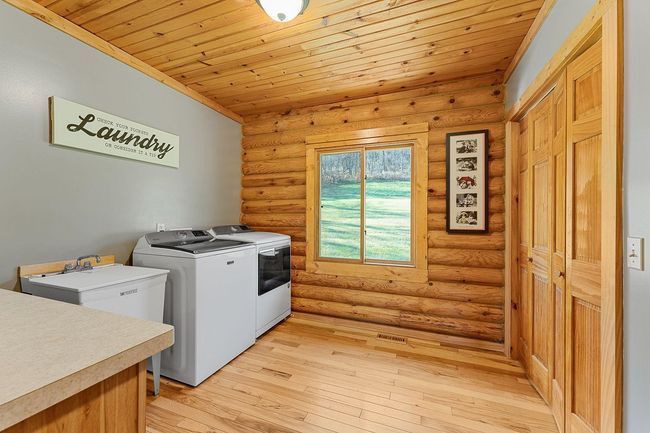E7498 Mill Rd, House other with 6 bedrooms, 4 bathrooms and null parking in SPRING GREEN WI | Image 30
