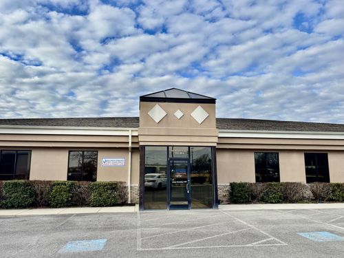 100 Hunters Ln, Tullahoma, TN, 37388-8263 | Card Image