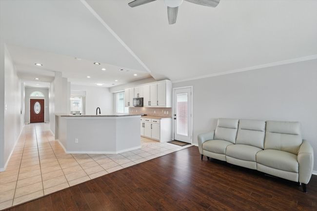 6205 Apache Dr, House other with 3 bedrooms, 2 bathrooms and null parking in The Colony TX | Image 17