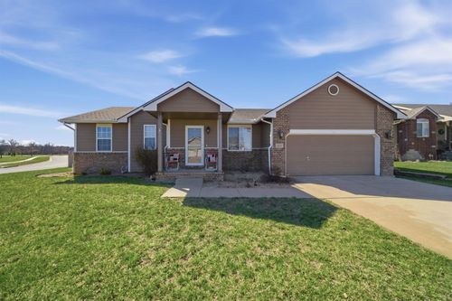 635 Prairie Parkway Ct, Benton, KS, 67017-9373 | Card Image