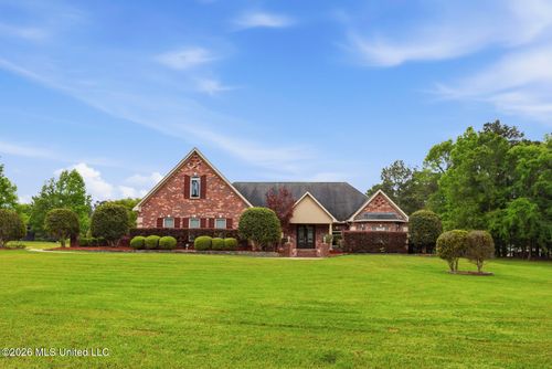 559 White Oak Rd, Florence, MS, 39073-4023 | Card Image