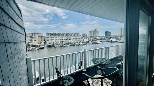 apt-10-151 N Annapolis Ave, Atlantic City, NJ, 08401-3444 | Card Image