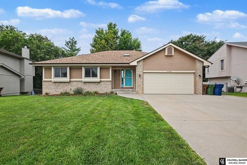 11760 Mccarty Loup, Bellevue, NE, 68123-1140 | Card Image