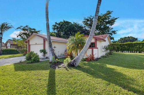 29 Fawlkland Cir, Boynton Beach, FL, 33426-8119 | Card Image