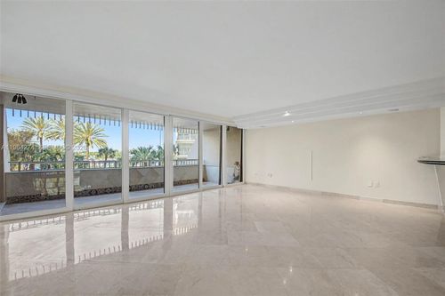 c208-3 Grove Isle Dr, Miami, FL, 33133-4115 | Card Image