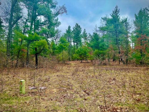 32-1220 Sydney St, Whitehall, MI, 49461-9331 | Card Image