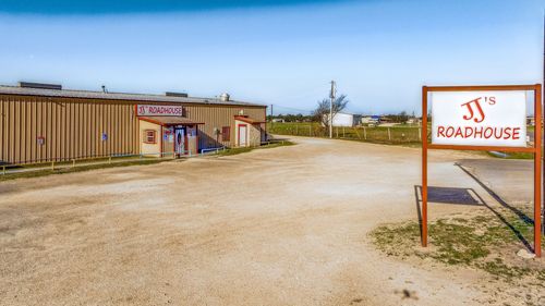 3261 Fm 933, Whitney, TX, 76692-5866 | Card Image