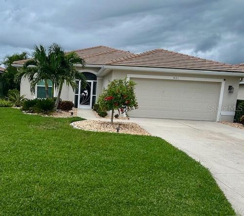 421 Pinewood Lake Dr, VENICE, FL, 34285-5680 | Card Image