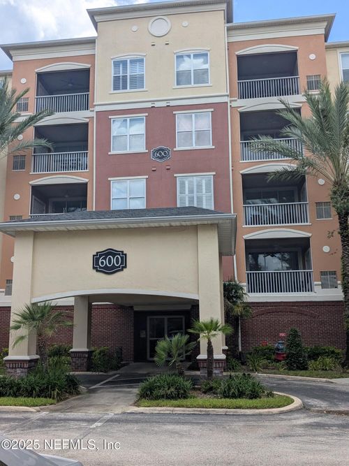 625-4480 Deerwood Lake Pkwy, Jacksonville, FL, 32216-2247 | Card Image