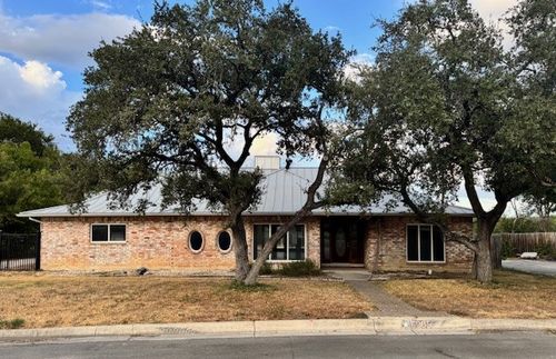 6005 Covers Cv, New Braunfels, TX, 78132-4819 | Card Image