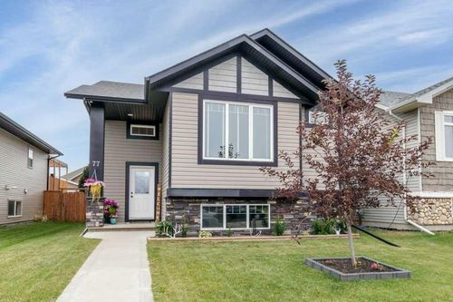 77 Mackenzie Crescent, Lacombe, AB, T4L0B2 | Card Image