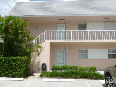 51 - 18081 Se Country Club Drive, Condo with 2 bedrooms, 2 bathrooms and null parking in Jupiter FL | Image 1