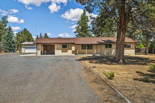 22818 Mcgrath Rd, Bend, OR, 97701-7905 | Card Image