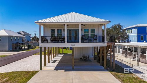 5665 Armadillo Ave, Orange Beach, AL, 36561-4218 | Card Image