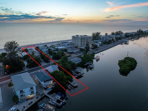 20051 Gulf Blvd, INDIAN SHORES, FL, 33785-2406 | Card Image