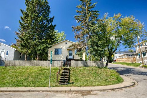 3831 Centre A Street Ne, Calgary, AB, T2E3A5 | Card Image