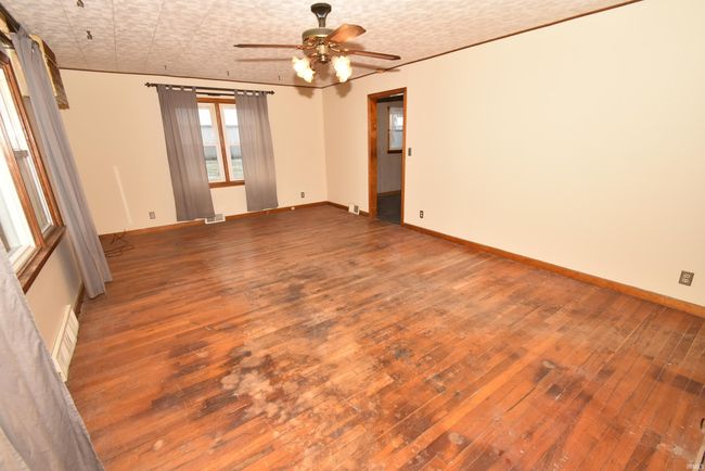 309 S Adeway, House other with 2 bedrooms, 1 bathrooms and null parking in Fowler IN | Image 17