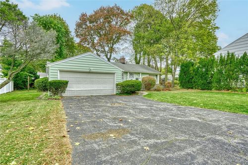 44 Maplehurst Rd, Irondequoit, NY, 14617-4508 | Card Image